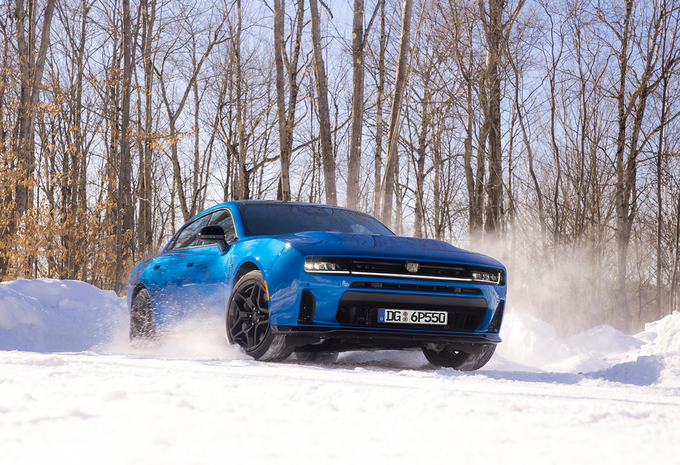 Dodge Charger SixPack et Daytona : les muscle cars américaines débarquent en Europe #10