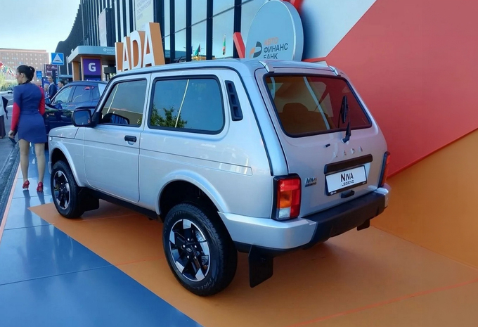 Officieel: Lada Niva Legend (2026) - bijna 50 jaar jong