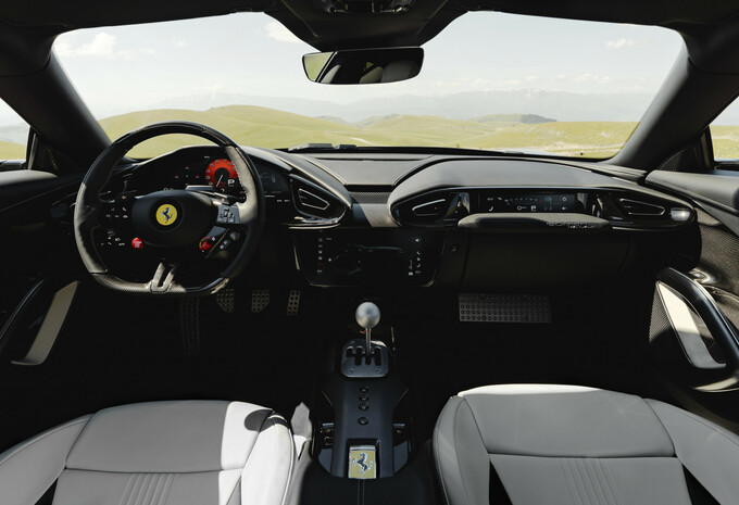 Ferrari 12Cilindri Manuale (2026) - met handgeschakelde versnellingsbak