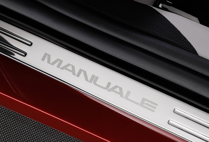Ferrari 12Cilindri Manuale (2026) - met handgeschakelde versnellingsbak