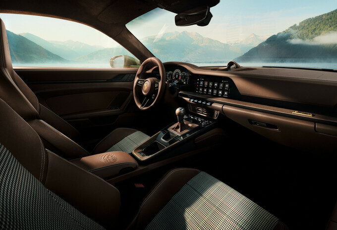 Trop banale la 911 GT3 ? Alors voici la Porsche 911 GT3 90 F. A. Porsche ! #7