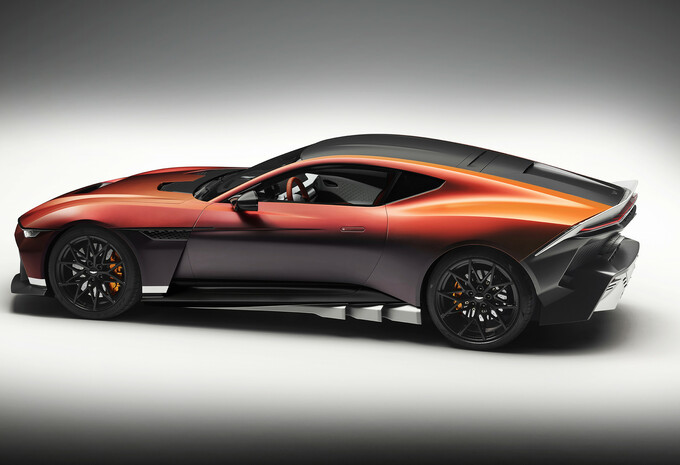 Officiel: Aston Martin Valen V12 by Q (2026) -  Monterey Car Week 