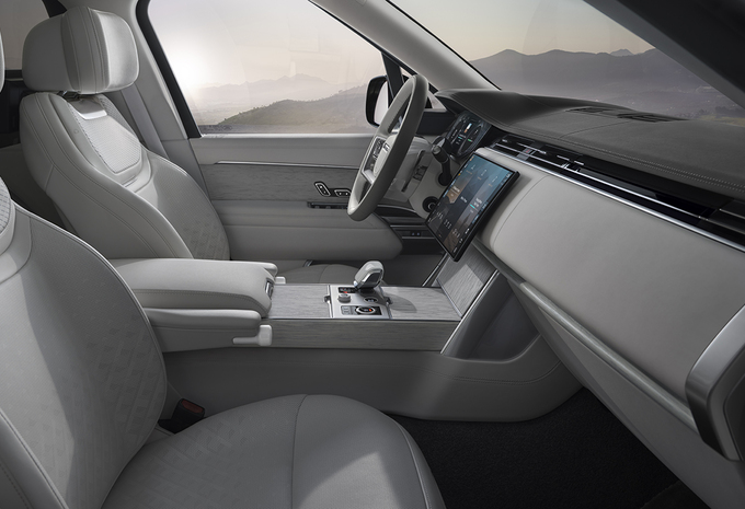 Range Rover Electric (2026) : 550 ch, 600 km d’autonomie et recharge en 22 minutes #17