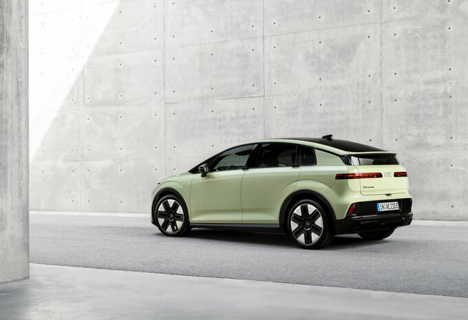 Hier is de nieuwe Audi A2 e-Tron!  #5