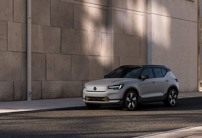 Volvo EX40/EC40/XC40 (2027) : les électriques plus abordables et l'essence plus onéreuse #2