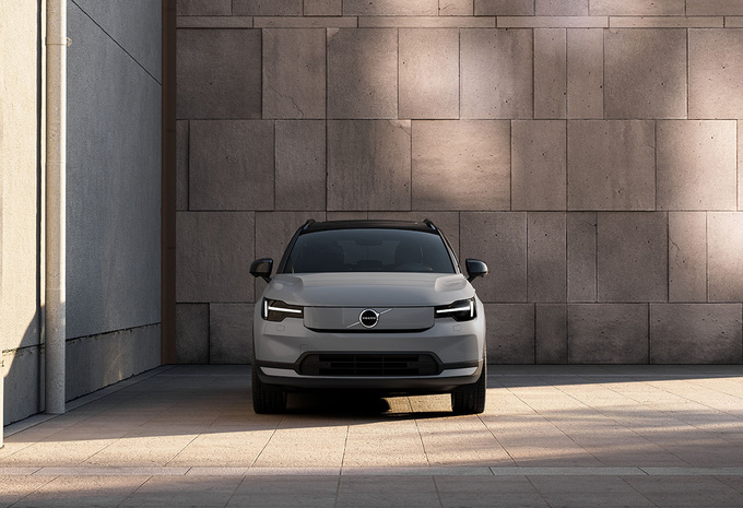 Volvo EX40/EC40/XC40 (2027) : les électriques plus abordables et l'essence plus onéreuse #19