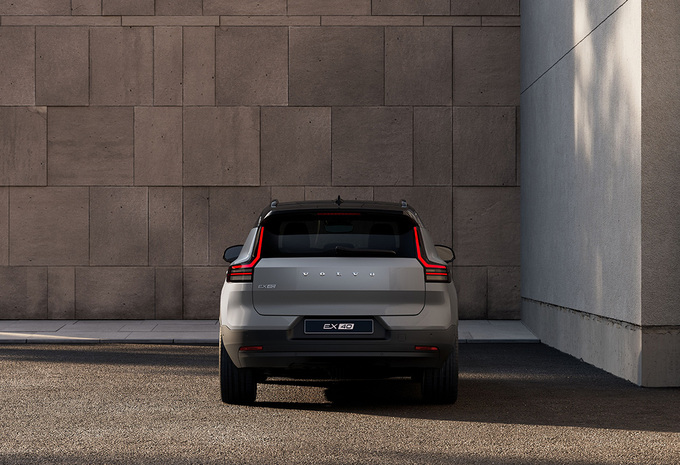 Volvo EX40/EC40/XC40 (2027) : les électriques plus abordables et l'essence plus onéreuse #20