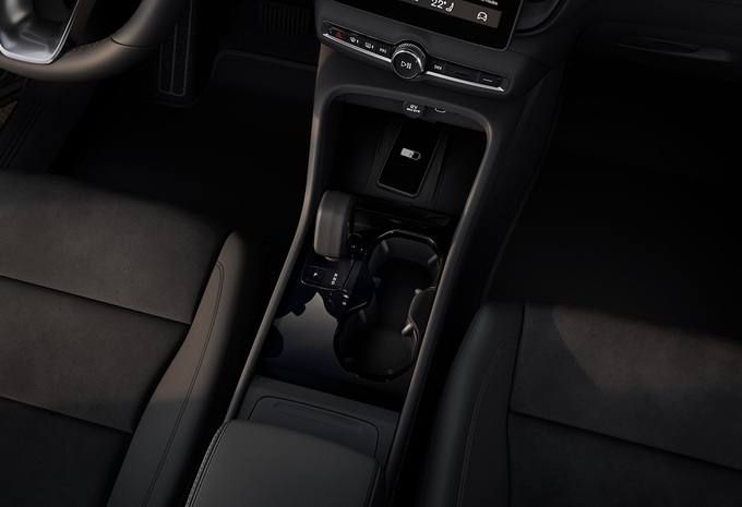 Volvo EX40/EC40/XC40 (2027) : les électriques plus abordables et l'essence plus onéreuse #23