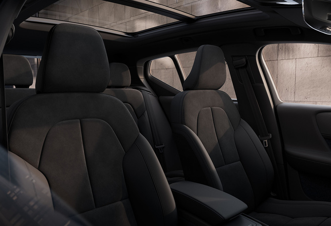 Volvo EX40/EC40/XC40 (2027) : les électriques plus abordables et l'essence plus onéreuse #28