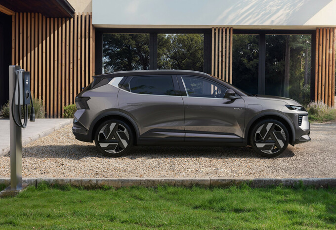 Officieel: Mitsubishi Eclipse Cross (update 2027) - meer rijbereik
