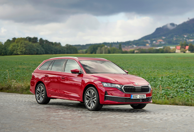 Officieel: Skoda Octavia Hybrid (2027) - zelfopladende hybride (zonder stekker)