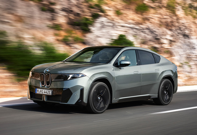 BMW iX4 - 2027