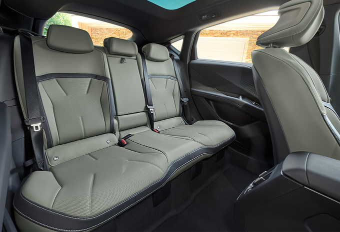 BMW iX4 - 2027