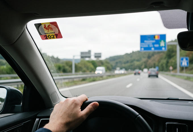 Vignette automobile en Wallonie (2027) : une réforme tout sauf gratuite #1