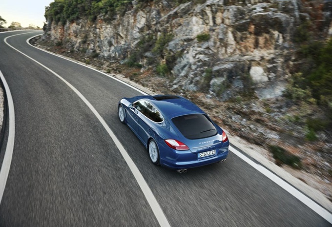 Porsche Panamera S Hybrid #7