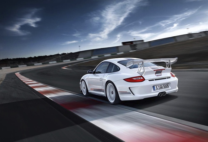 Porsche 911 GT3 RS 4.0 #7