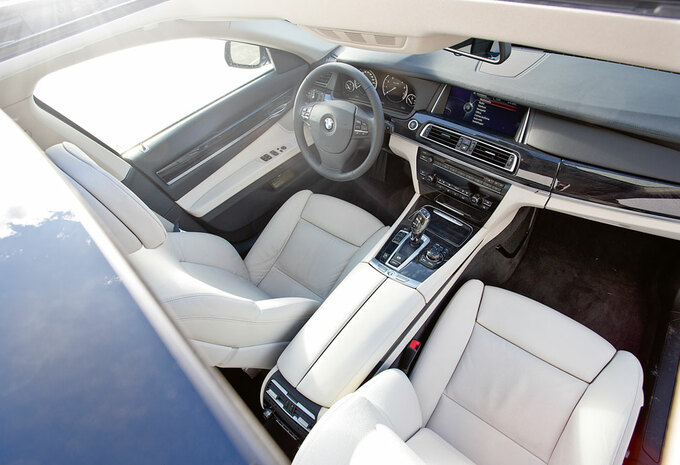 Salon de Los Angeles #3