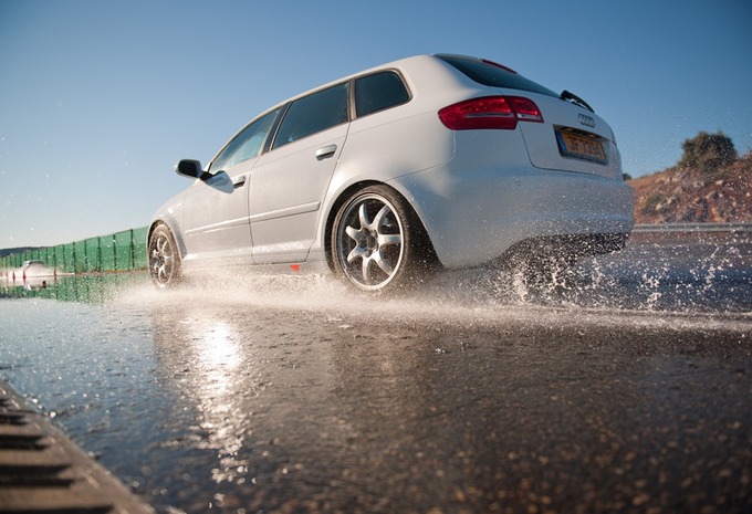 Goodyear UltraGrip 8 Performance #4