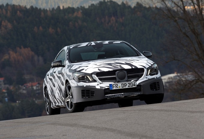Mercedes CLA met nieuwe vierwielaandrijving #4