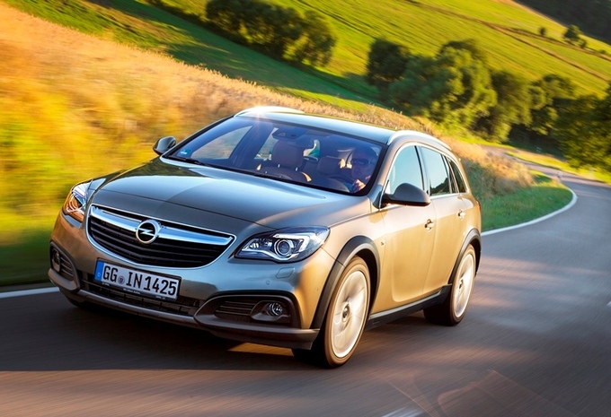 Opel Insignia Country Tourer 2WD #1