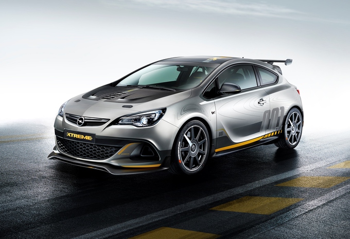 Opel Astra OPC Extreme #1