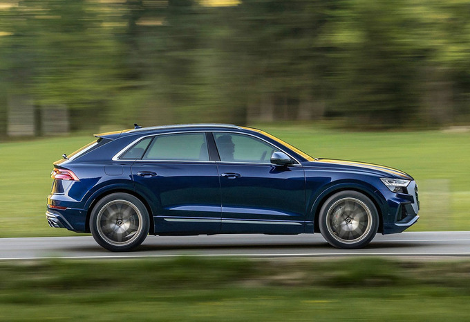 Audi SQ8 TFSI - benzine beter dan diesel? #2
