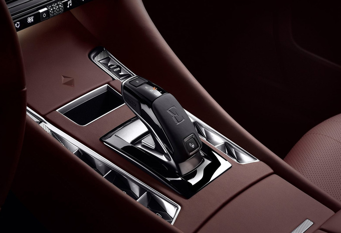 DS 9 E-Tense 225 : Grande routière en quête d'image #9