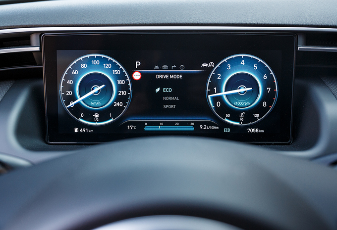 Hyundai Tucson vs Nissan Qashqai vs VW Tiguan - AutoGids