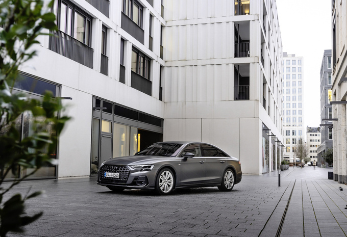 Premier essai Audi A8 (2022): Immensément discrète #1