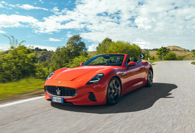 Review Maserati GranCabrio Folgore 