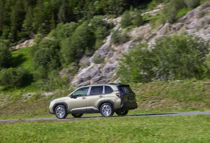 Review Subaru Forester 2025 SUV