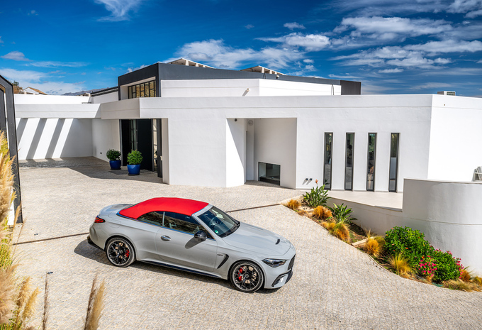 Review Mercedes-AMG CLE 53 Cabriolet (2025)