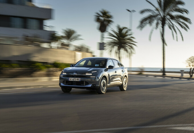 Citroën C4 (2025) - Mangeuse d'asphalte #1