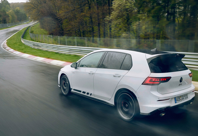 Review Volkswagen Golf GTI Clubsport (2025)