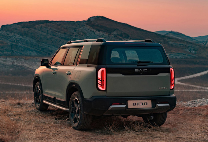 Review BAIC BJ30 SUV PHEV (2025)