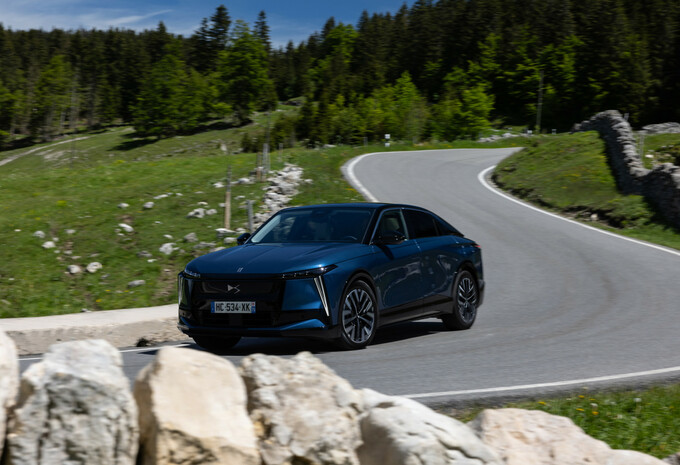 Review DS N°8 (2025) - eerste test AutoGids