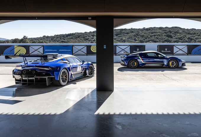 Review Maserati MC20 GT2 Stradale (2025) - test AutoGids