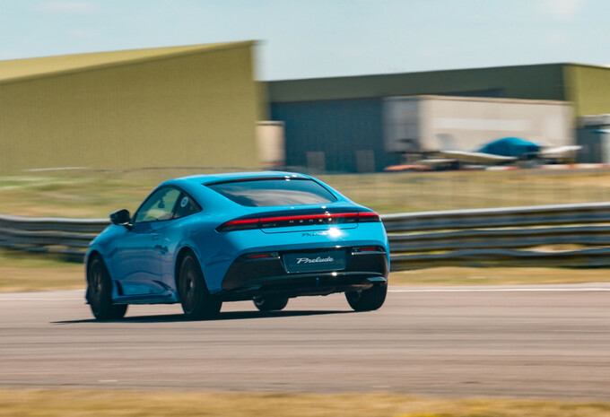 Review Honda Prelude Hybrid (2026) - exclusieve test AutoGids