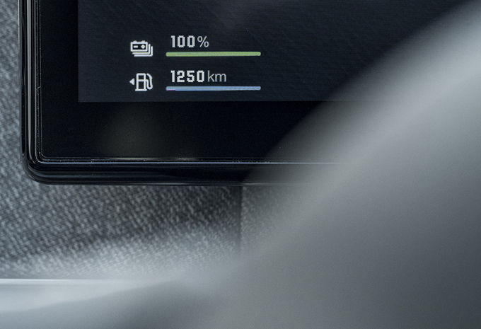 Review BYD Seal 6  DM-I Touring Comfort  (2025)