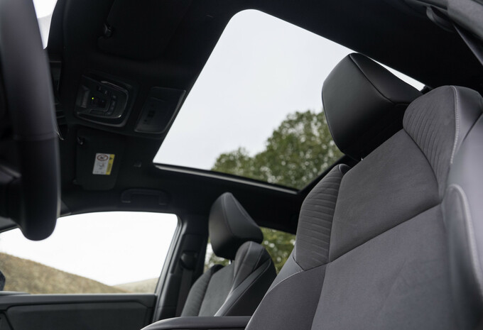 Review Toyota C-HR+ (prototype) 