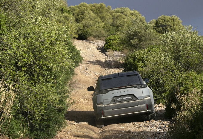 Review Subaru Uncharted AWD 77 kWh (2025)