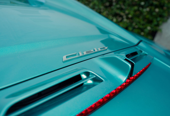 Review Maserati MCPura Cielo (2025) 