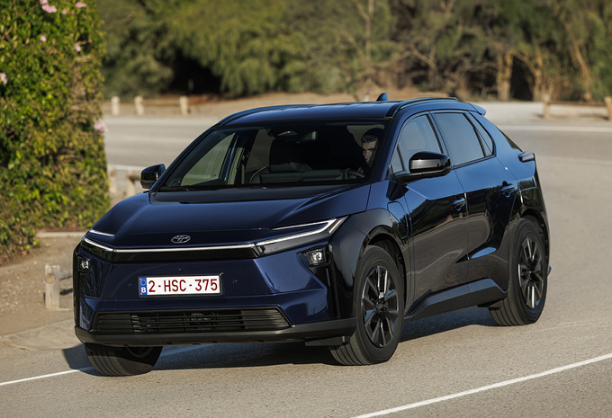 Review Toyota bZ4X (facelift 2026) - eerste test AutoGids