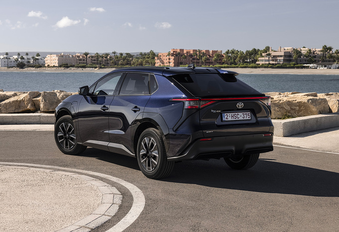 Review Toyota bZ4X (facelift 2026) - eerste test AutoGids