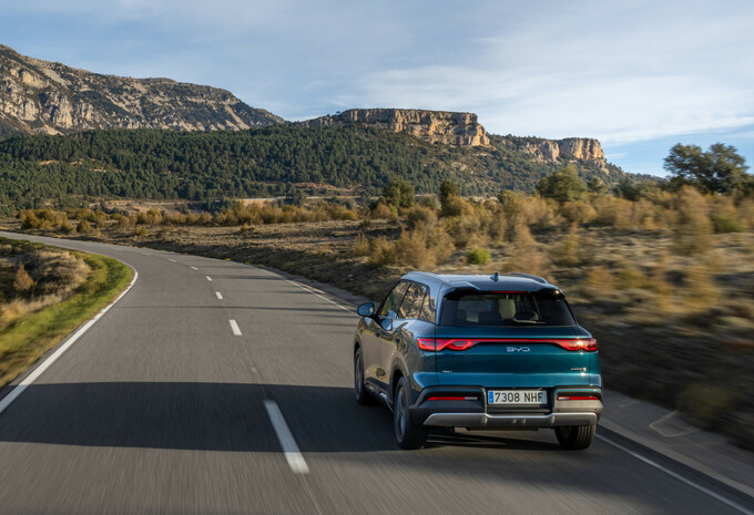 Review Byd Atto 2 DM-I PHEV (2026