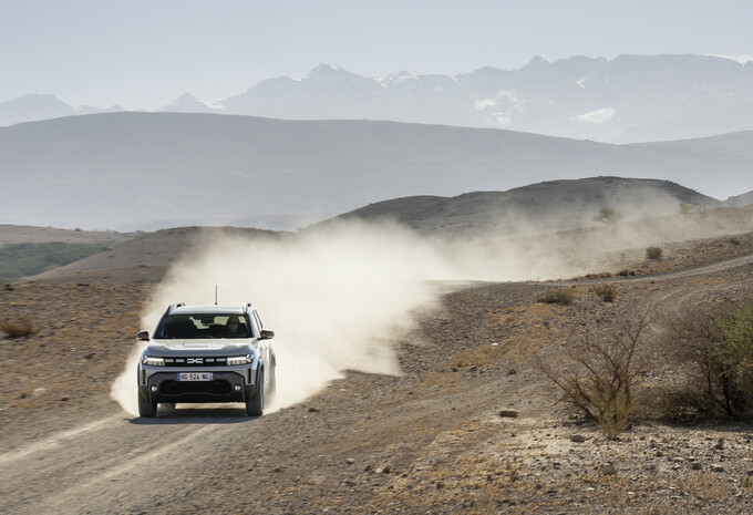 Review Dacia Duster Hybrid-G 150 4x4 