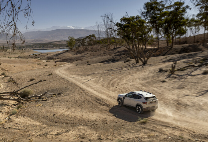 Review Dacia Duster Hybrid-G 150 4x4 