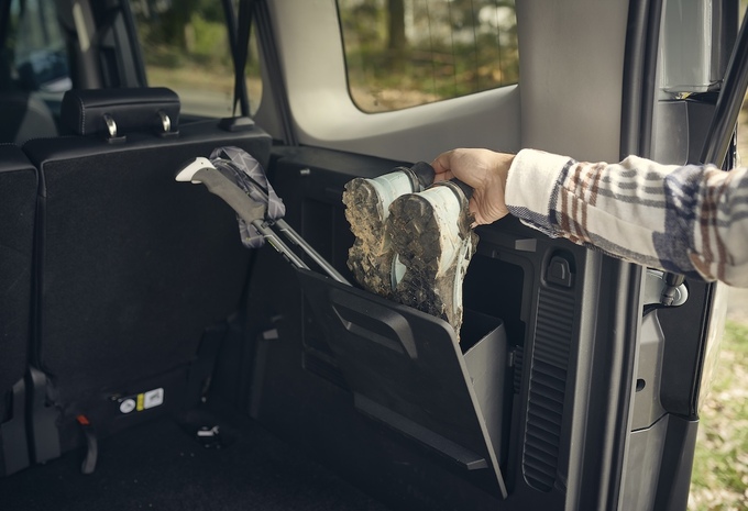 Ford e-Tourneo Courier Active