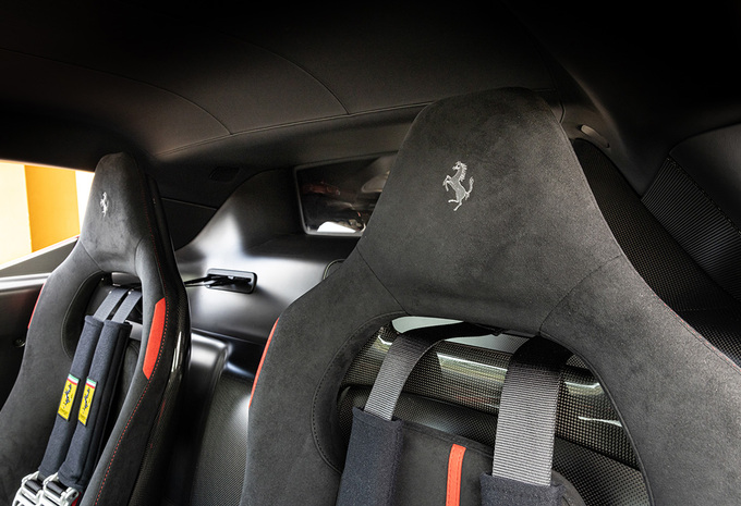 Review Ferrari 849 Testarossa 