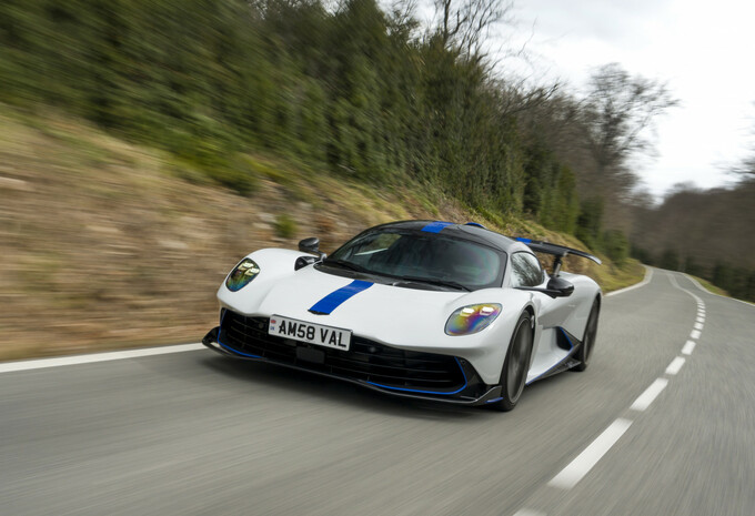Review Aston Martin Valhalla (2026) - eerste test AutoGids